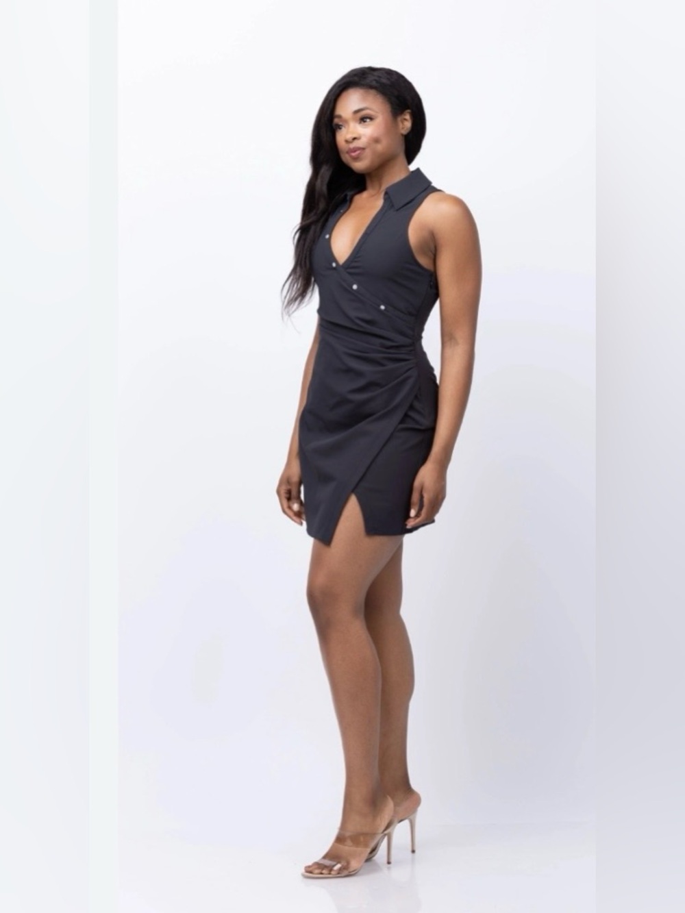 NWOT Cinq a Sept Margie Notched Hem Sleeveless V Neck Mini Dress in Black.
Sz 12 - Picture 2 of 11